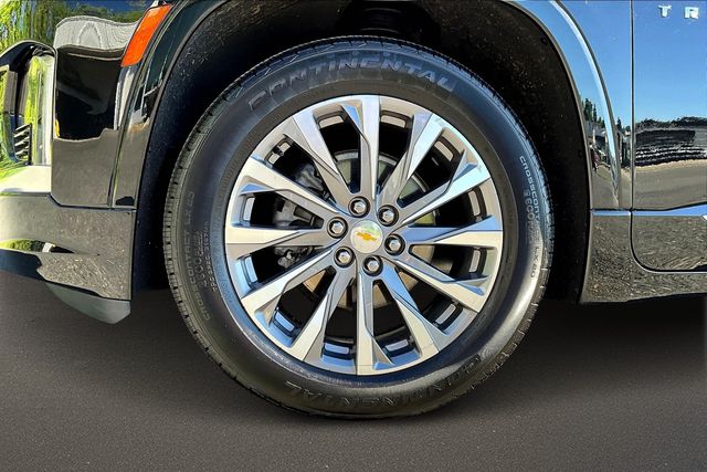 2022 Chevrolet Traverse Premier photo