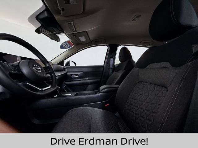 Used 2026 Nissan Kicks SUV