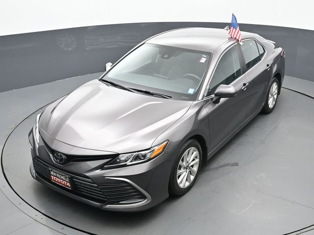 2021 Toyota Camry LE 39