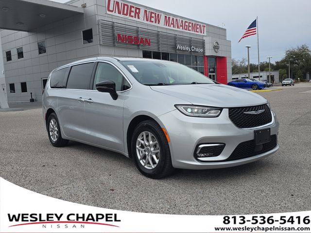 2024 Chrysler Pacifica Touring L FWD