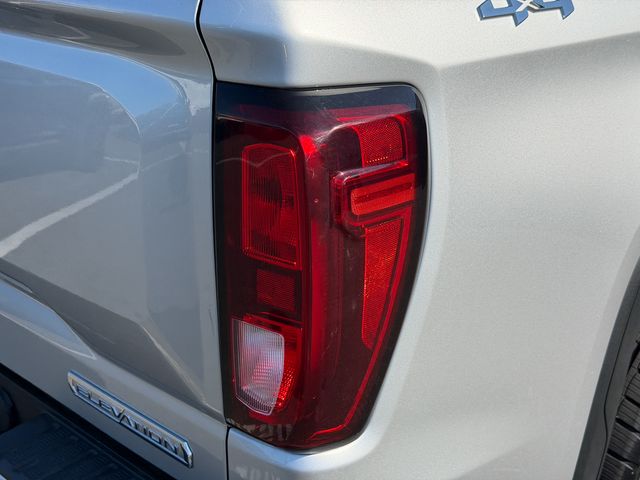 used 2021 GMC Sierra 1500 car, priced at $34,223