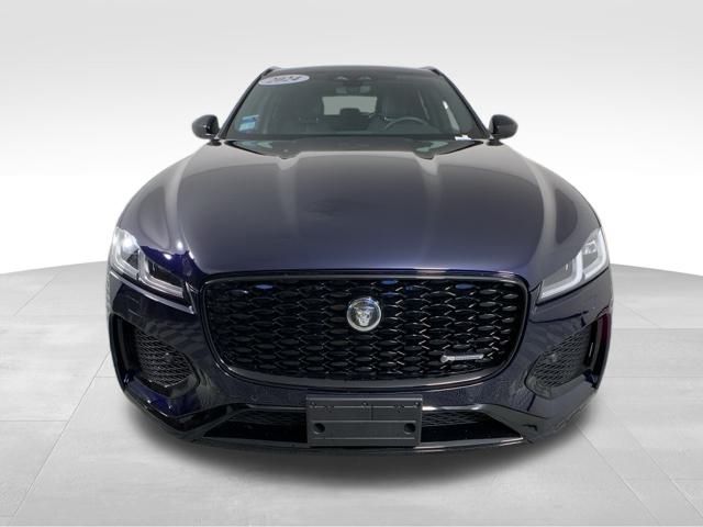 2024 Jaguar F-PACE P250 9