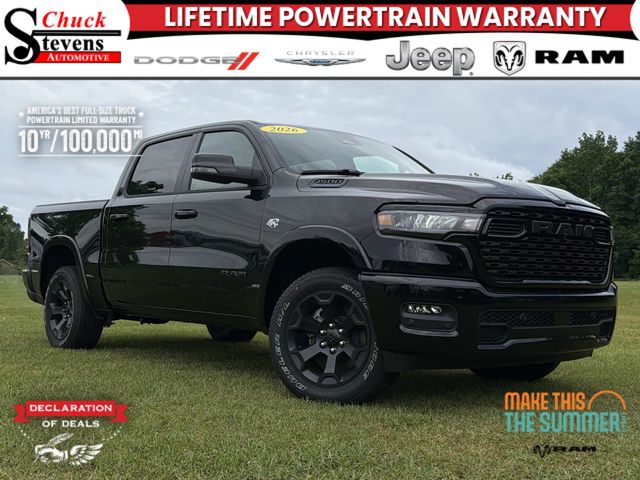 Diamond Black Crystal Pearlcoat 2026 RAM 1500 Pickup Truck Four-Wheel Drive 8-Speed Automatic