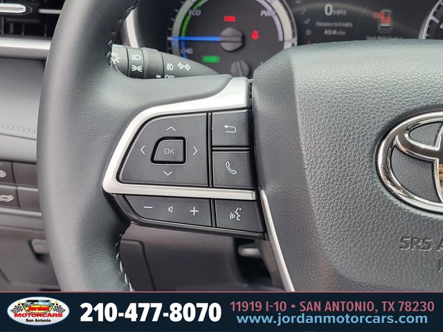 Used Car 2023 Toyota Highlander Hybrid  Xle For Sale Under $40,000 In San Antonio, Texas