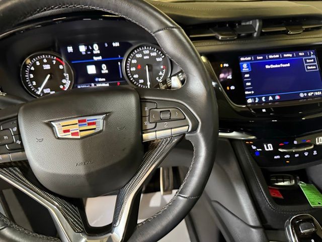 2024 Cadillac XT6 Sport photo