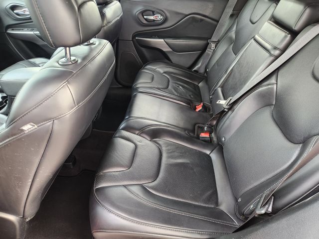 Used 2019 Jeep Cherokee SUV