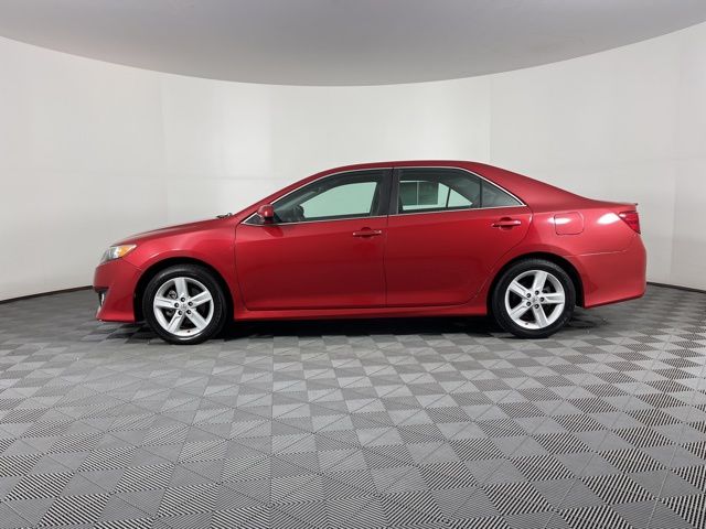 2014 Toyota Camry SE 6