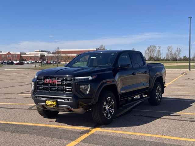 2023 GMC Canyon 4WD Crew Cab Short Box AT4