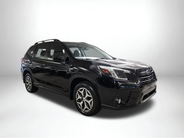 2023 Subaru Forester Premium 1