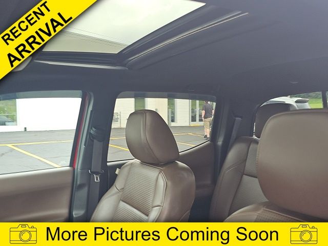 2020 Toyota Tacoma Limited photo