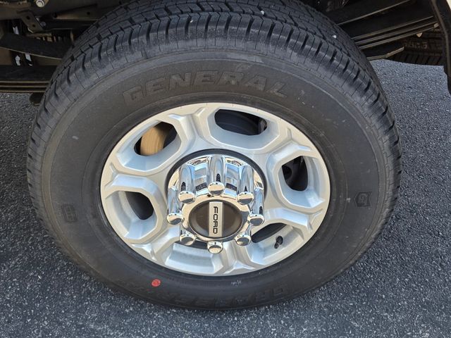 New 2026 Ford Super Duty F-350 Regular Cab 8' Box XLT