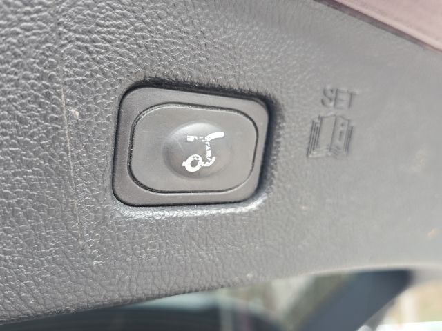 2022 Ford Edge Titanium:168337A