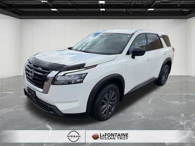 2023 Nissan Pathfinder S