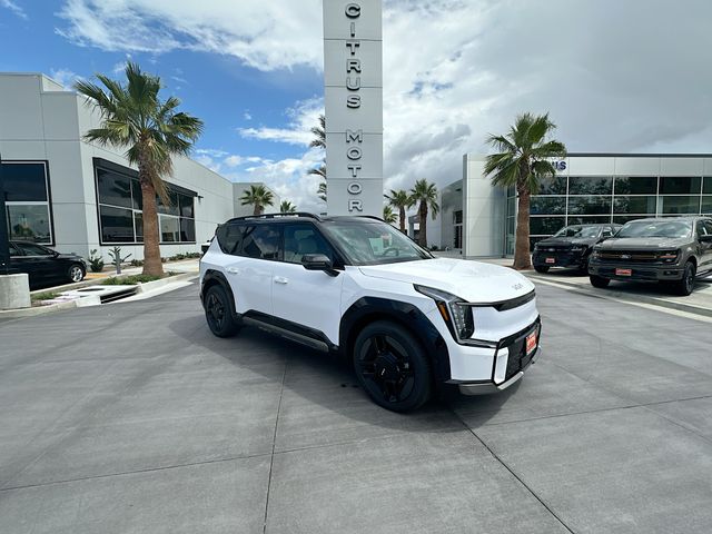 Glacier White/Ebony Black 2026 Kia EV9 GT-Line AWD SUV / Crossover All-Wheel Drive 1-Speed Automatic