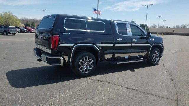 2023 GMC Sierra 1500 SLE 8