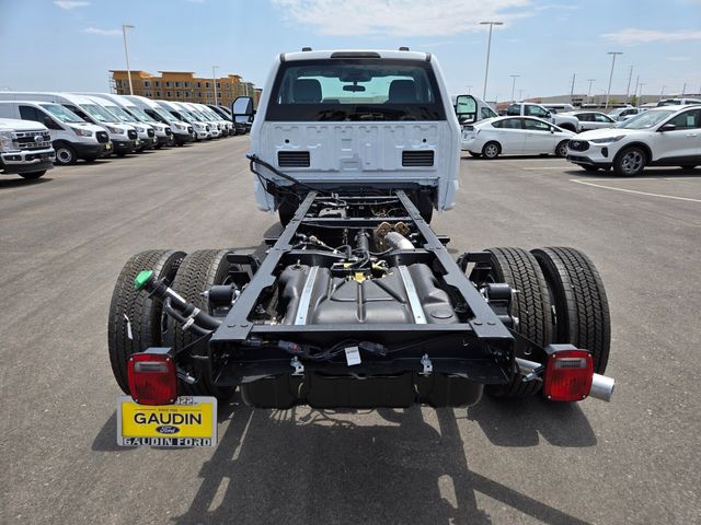 New 2025 Ford Super Duty F-450 Chassis Regular Cab (DRW) 169" Wheelbase XL