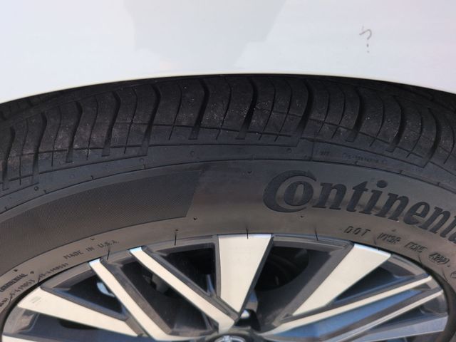 Used 2023 White Nissan 2.5 SV image 11