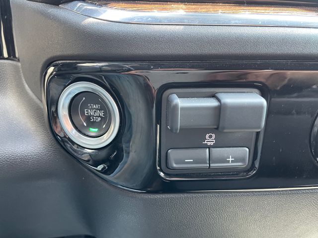 2024 GMC Sierra 2500HD SLE - Summit White exterior view 19