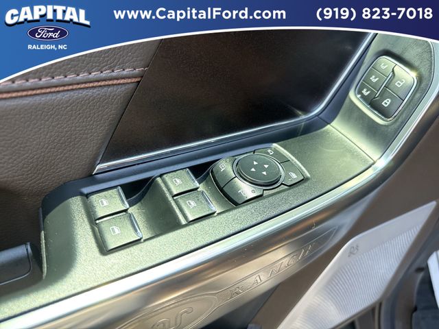 Used 2025 Gray Ford King Ranch image 21
