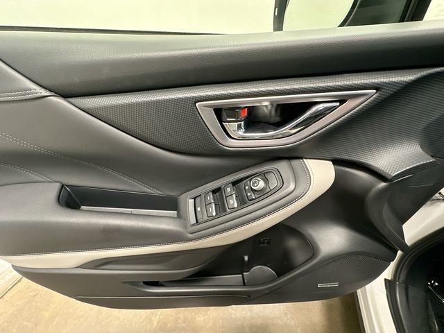 2022 Subaru Forester Limited White at Spitzer Acura