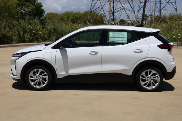 2027 Chevrolet Bolt EV LT - 4