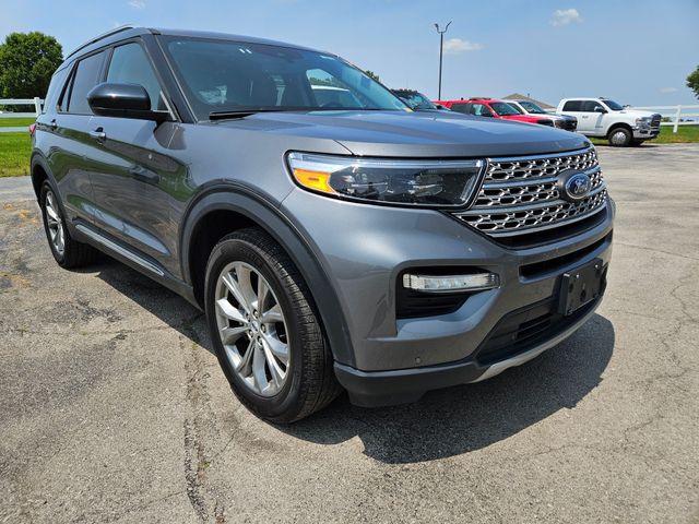 2023 Ford Explorer Limited photo