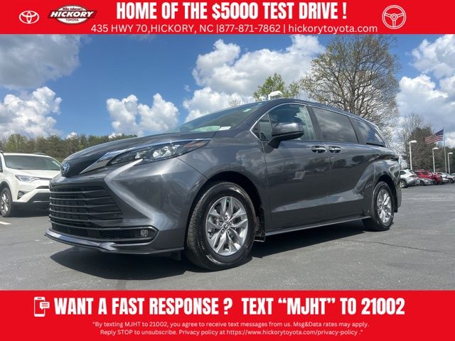 Ice Cap 2025 Toyota Sienna XLE 7-Passenger FWD Minivan Front-Wheel Drive Continuously Variable Transmission