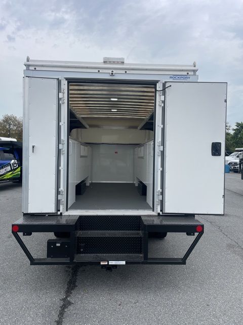 2025 Ford F-550 Super Duty 