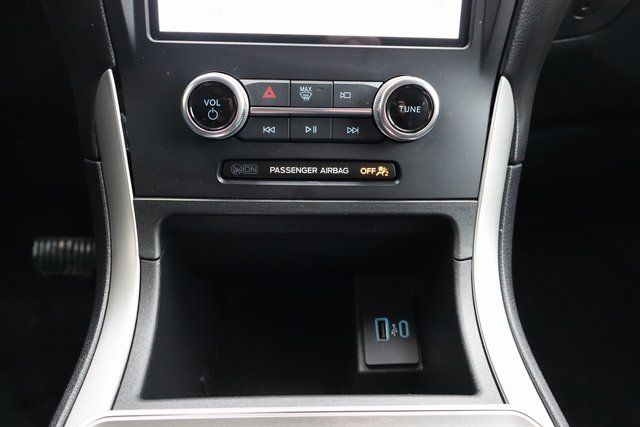 used 2024 Ford Edge car, priced at $29,500