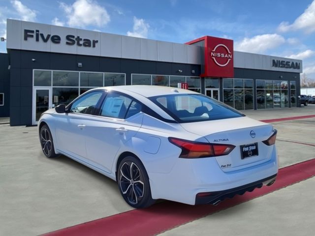 New 2025 White Nissan 2.5 SR image 5