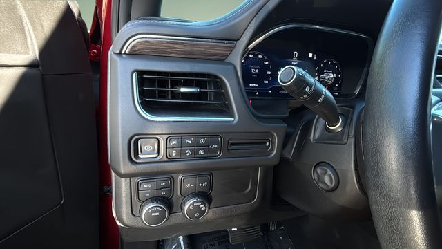 Used 2022 Red Chevrolet Z71 image 22