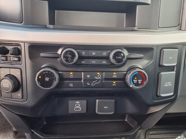 2025 Ford F-350SD XL photo