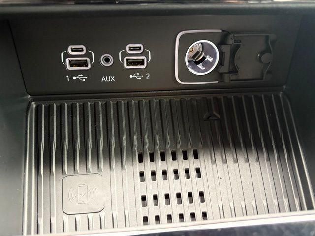 new 2026 Jeep Grand Cherokee car, priced at $45,400