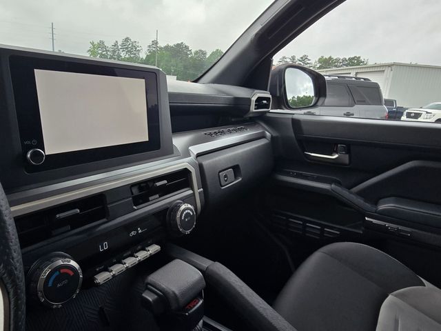 2025 Toyota Tacoma TRD Off-Road:B02394