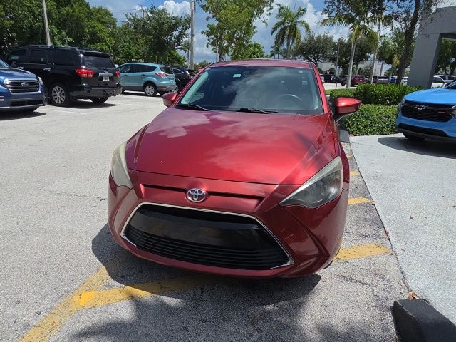 2018 Toyota Yaris - $10,333