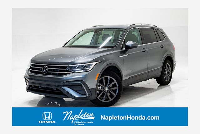 Platinum Gray Metallic 2023 Volkswagen Tiguan SUV / Crossover Front-Wheel Drive 8-Speed Automatic
