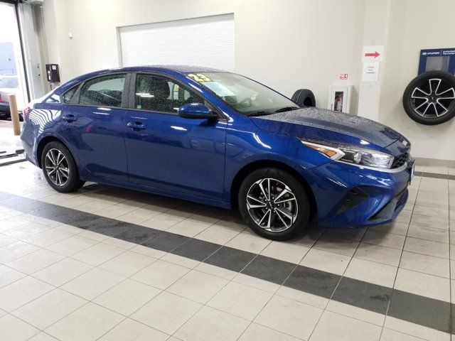 Deep Sea Blue 2023 Kia Forte LXS FWD Sedan Front-Wheel Drive Continuously Variable Transmission