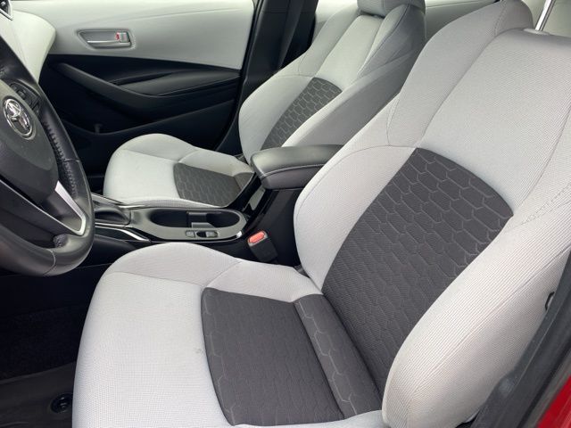 2023 Toyota Corolla Hatchback SE photo