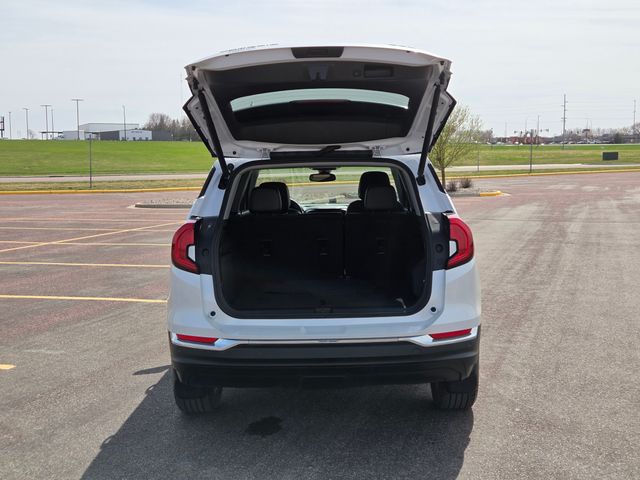 2022 GMC Terrain AWD SLT