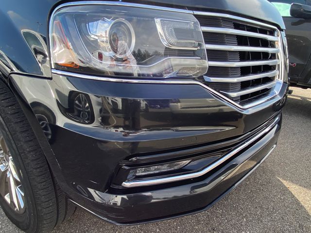 2015 Lincoln Navigator Base 3