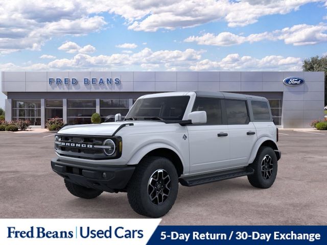 White 2026 Ford Bronco SUV / Crossover Four-Wheel Drive Automatic