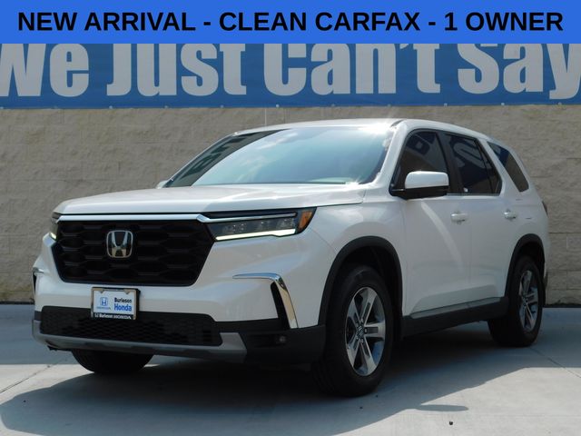 Platinum White Pearl 2023 Honda Pilot SUV / Crossover Front-Wheel Drive Automatic