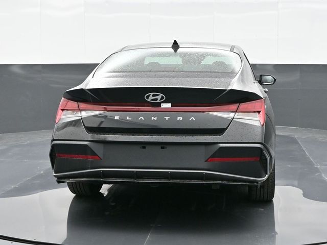 2025 Hyundai Elantra SEL 6