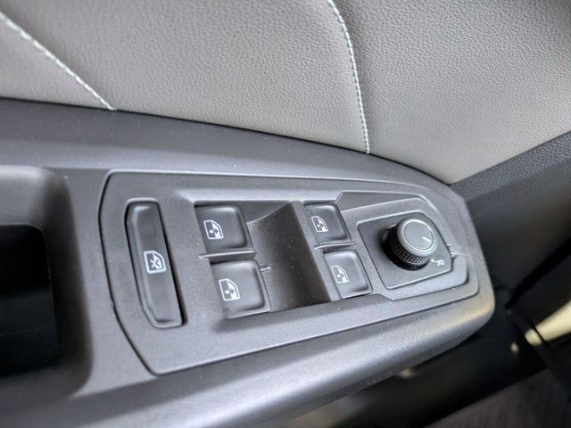 2023 Volkswagen Atlas 3.6L V6 SE w/Technology White at Stokes Volkswagen