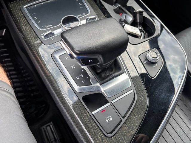 Used Car 2017 Audi Q7  3.0t Premium Plus For Sale Under $12,000 In San Antonio, Texas