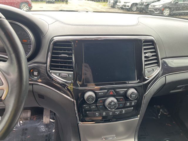 2021 Jeep Grand Cherokee Overland - Diamond Black exterior view 13