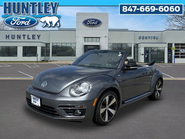 Platinum Gray Metallic 2014 Volkswagen Beetle R-Line Convertible Convertible Front-Wheel Drive 6-Speed Dual Clutch