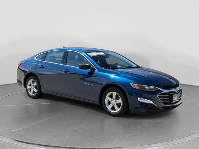 Pacific Blue Metallic 2019 Chevrolet Malibu LS FWD Sedan Front-Wheel Drive Continuously Variable Transmission