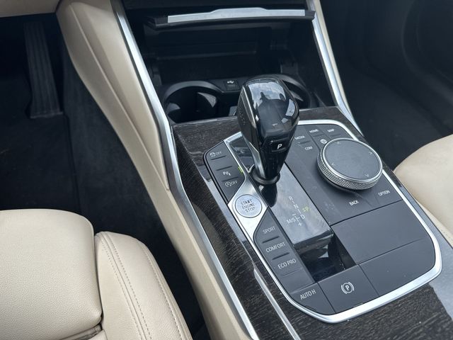 Used 2019 Black BMW 330i image 21