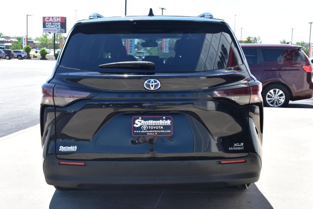 2024 Toyota Sienna XLE - Photo 6